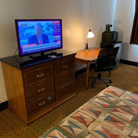 Brentwood Inn & Suites Hobbs Buitenkant foto