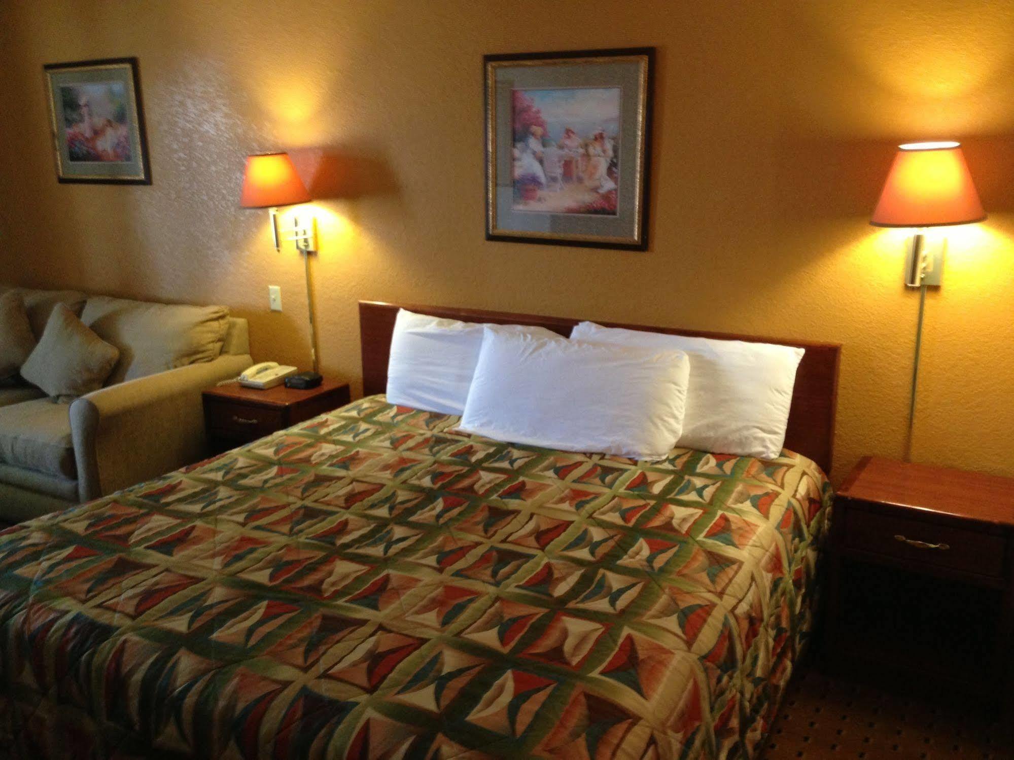 Brentwood Inn & Suites Hobbs Buitenkant foto