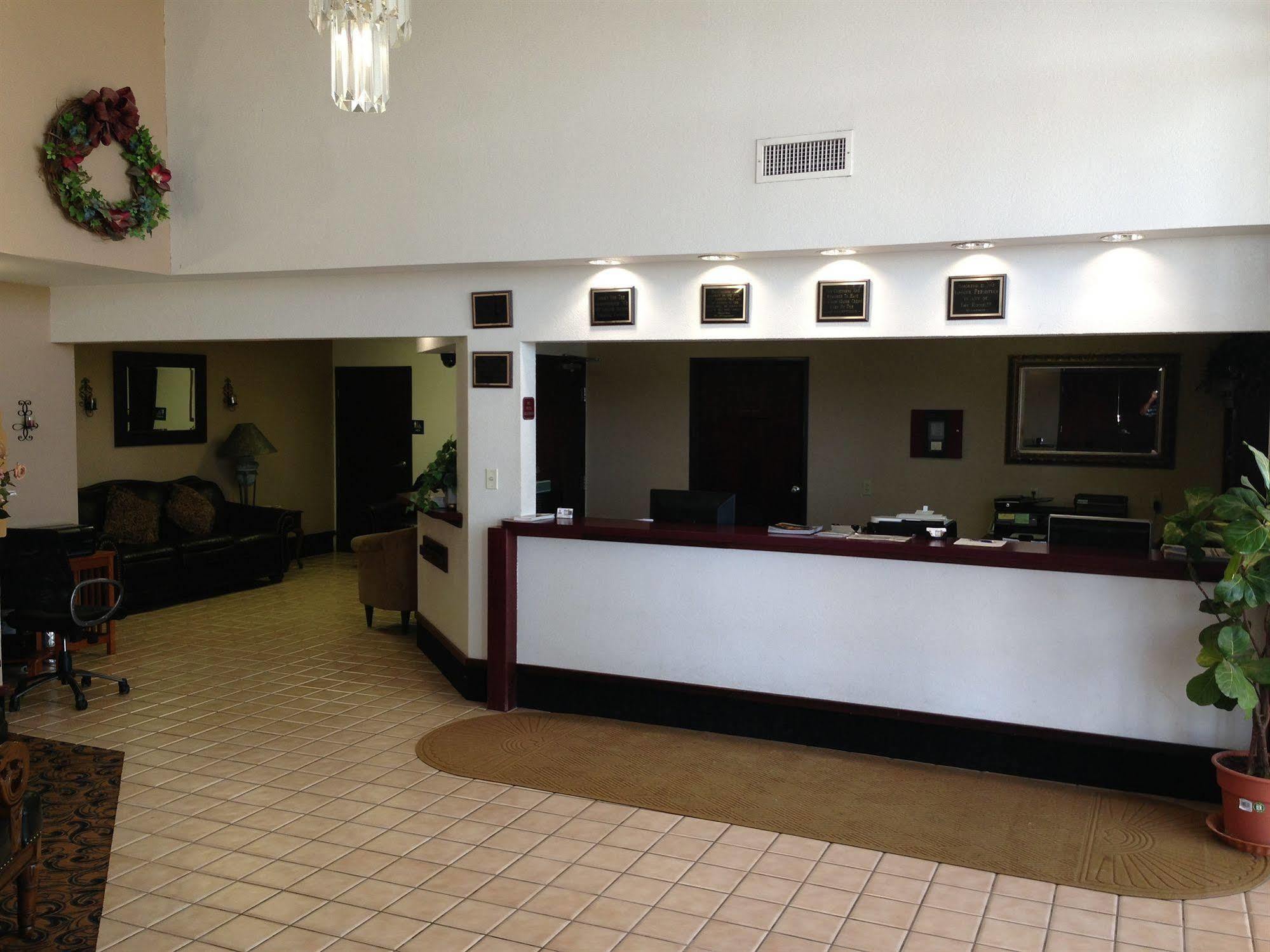 Brentwood Inn & Suites Hobbs Buitenkant foto