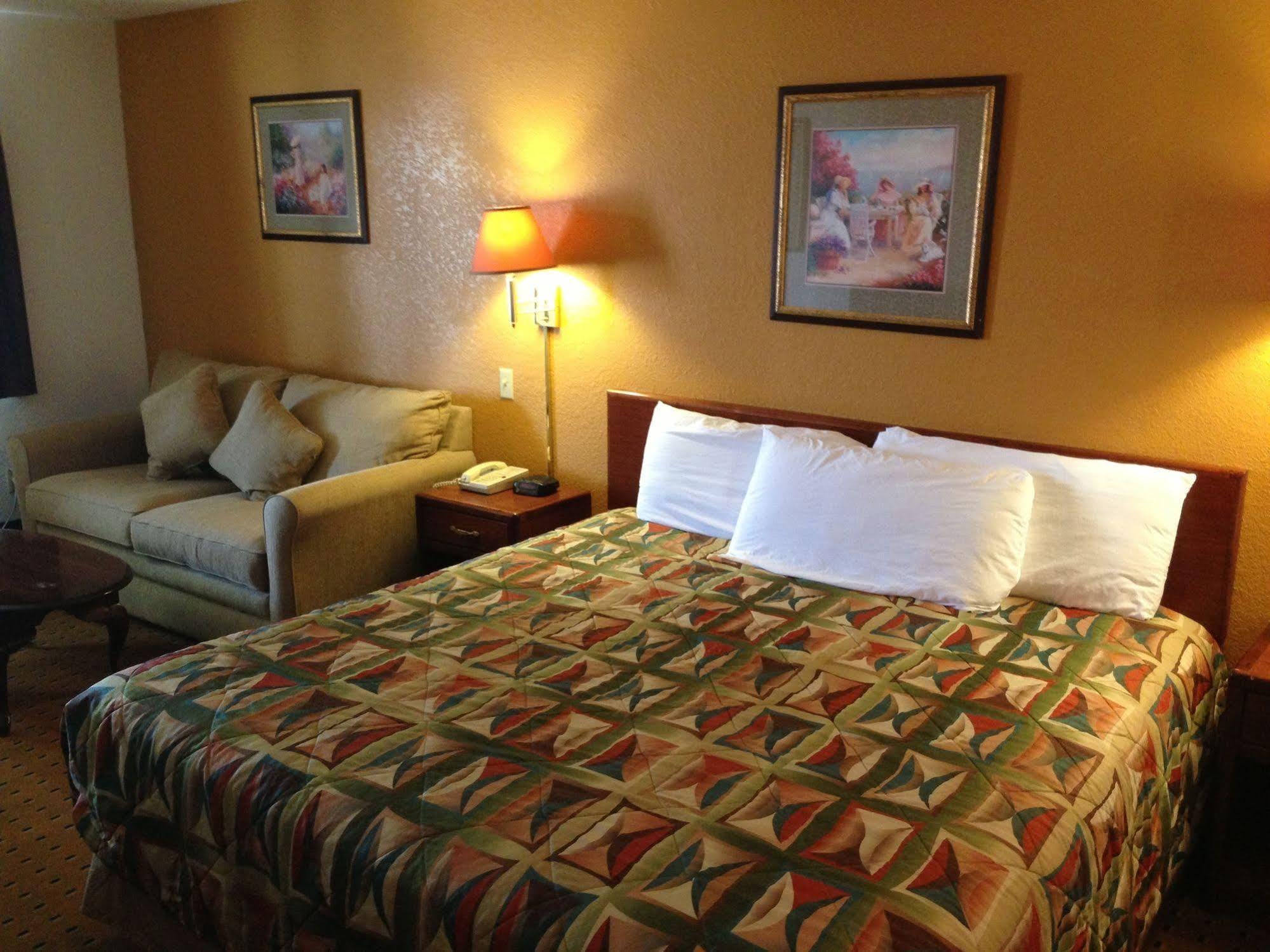Brentwood Inn & Suites Hobbs Buitenkant foto