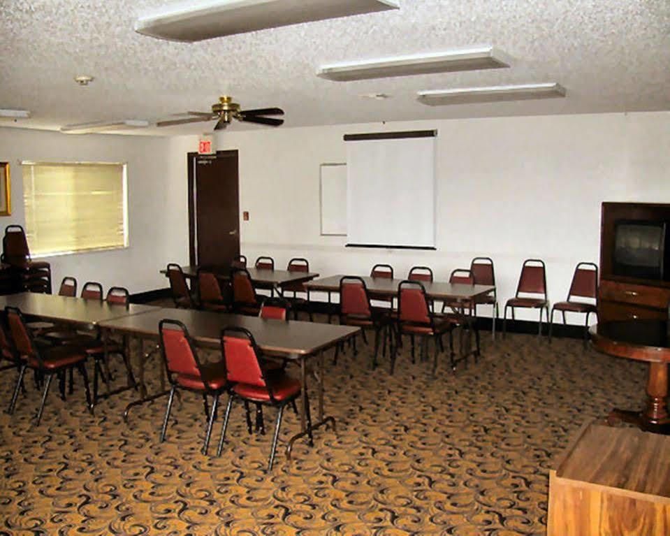 Brentwood Inn & Suites Hobbs Buitenkant foto
